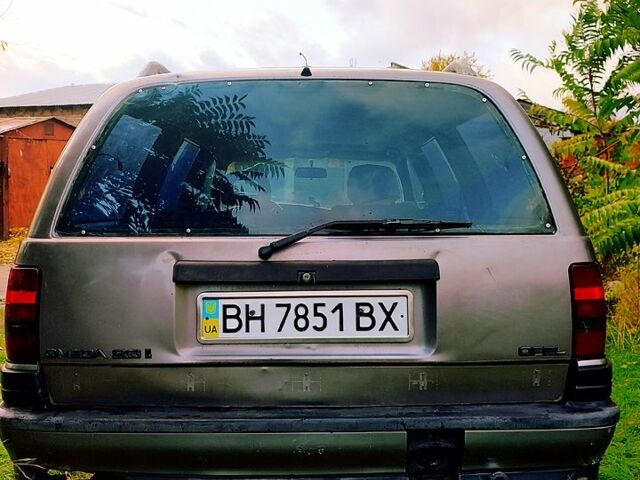 Опель Омега 1992 в Николаеве на Automoto.ua Серый Опель Омега, объемом двигателя 2.6 л и пробегом 250 тыс. км за 1500 $, фото 11 на Automoto.ua