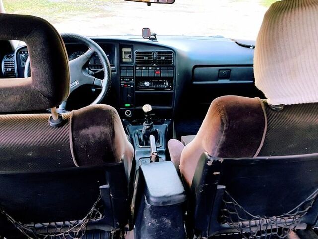 Серый Опель Омега, объемом двигателя 2.6 л и пробегом 250 тыс. км за 1500 $, фото 5 на Automoto.ua