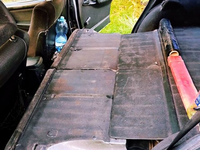 Серый Опель Омега, объемом двигателя 2.6 л и пробегом 250 тыс. км за 1500 $, фото 7 на Automoto.ua