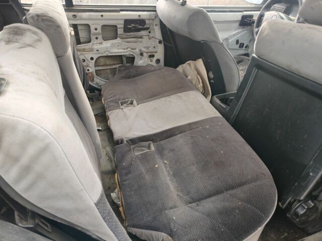 Сірий Опель Омега, об'ємом двигуна 3 л та пробігом 2 тис. км за 353 $, фото 4 на Automoto.ua