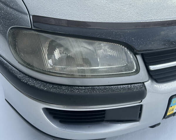 Серый Опель Омега, объемом двигателя 0 л и пробегом 315 тыс. км за 1850 $, фото 16 на Automoto.ua