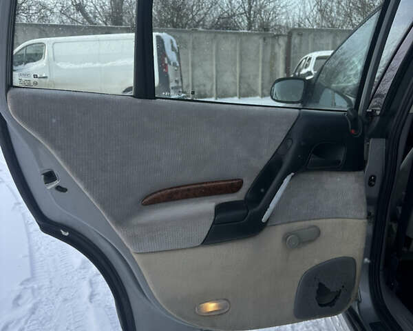 Серый Опель Омега, объемом двигателя 0 л и пробегом 315 тыс. км за 1850 $, фото 46 на Automoto.ua