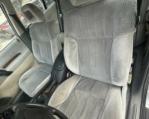 Серый Опель Омега, объемом двигателя 0 л и пробегом 315 тыс. км за 1850 $, фото 28 на Automoto.ua