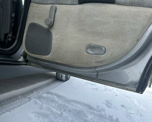 Серый Опель Омега, объемом двигателя 0 л и пробегом 315 тыс. км за 1850 $, фото 54 на Automoto.ua