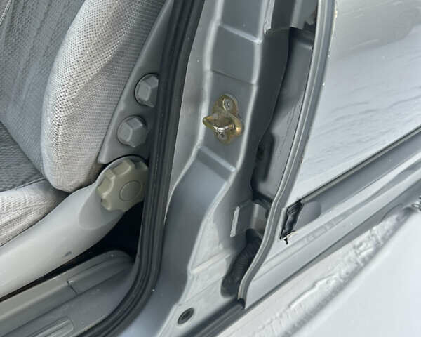 Серый Опель Омега, объемом двигателя 0 л и пробегом 315 тыс. км за 1850 $, фото 35 на Automoto.ua