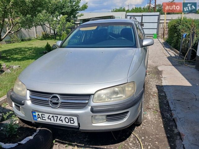 Сірий Опель Омега, об'ємом двигуна 2.5 л та пробігом 341 тис. км за 800 $, фото 2 на Automoto.ua