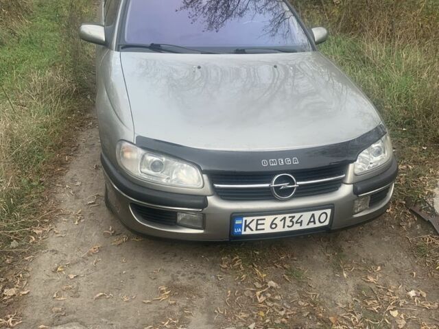 Сірий Опель Омега, об'ємом двигуна 2.5 л та пробігом 224 тис. км за 3000 $, фото 1 на Automoto.ua