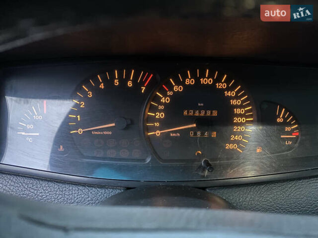 Сірий Опель Омега, об'ємом двигуна 2.5 л та пробігом 434 тис. км за 1200 $, фото 8 на Automoto.ua