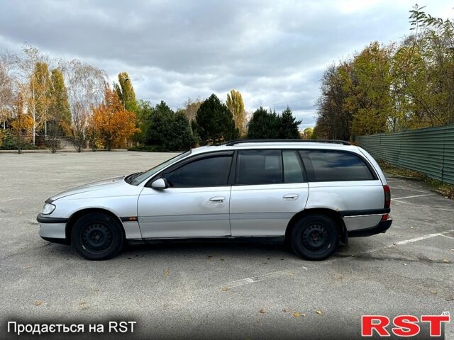 Опель Омега 1997 в Харькове на Automoto.ua Серый Опель Омега, объемом двигателя 2 л и пробегом 300 тыс. км за 1400 $, фото 7 на Automoto.ua