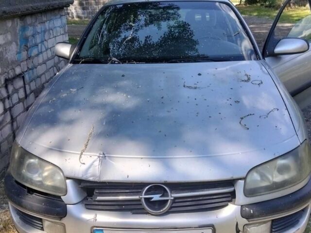 Сірий Опель Омега, об'ємом двигуна 2 л та пробігом 400 тис. км за 1873 $, фото 4 на Automoto.ua