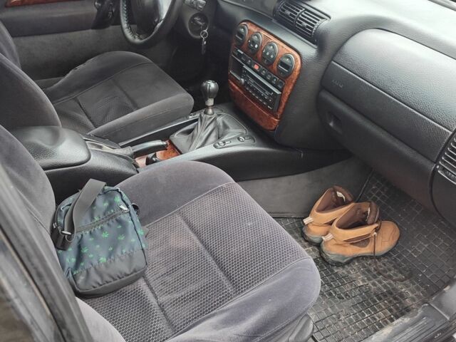 Серый Опель Омега, объемом двигателя 2 л и пробегом 360 тыс. км за 1650 $, фото 6 на Automoto.ua