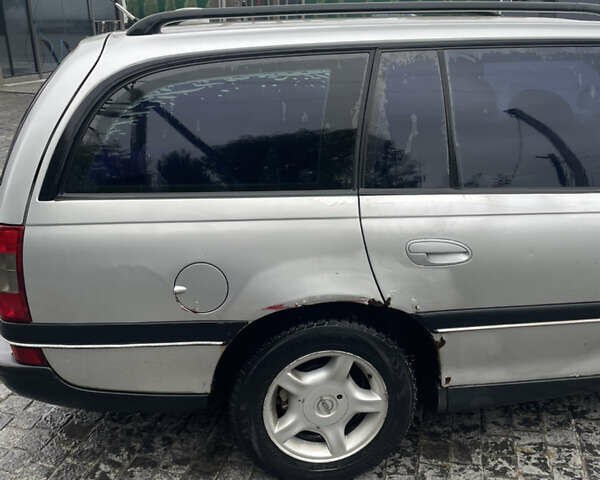 Опель Омега 1998 в Коростышеве на Automoto.ua Серый Опель Омега, объемом двигателя 2 л и пробегом 263 тыс. км за 2331 $, фото 2 на Automoto.ua