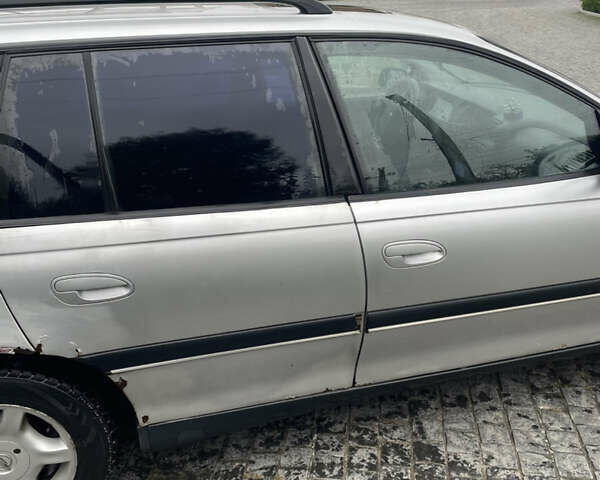 Опель Омега 1998 в Коростышеве на Automoto.ua Серый Опель Омега, объемом двигателя 2 л и пробегом 263 тыс. км за 2331 $, фото 1 на Automoto.ua