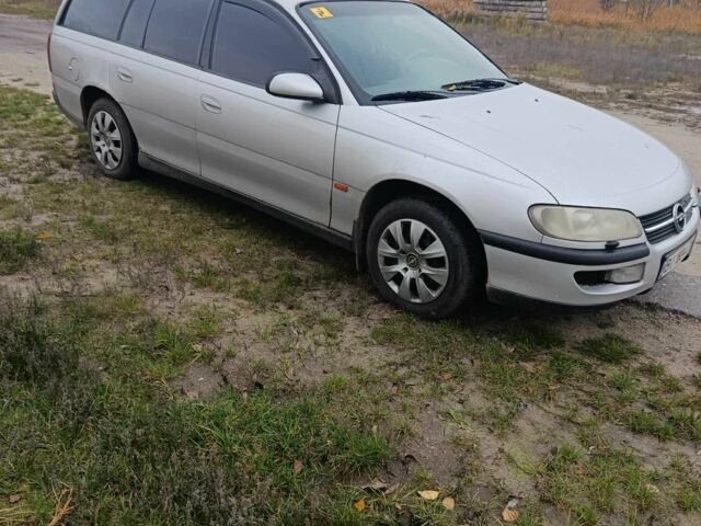 Опель Омега 1999 в Белой Церкве на Automoto.ua Серый Опель Омега, объемом двигателя 2 л и пробегом 200 тыс. км за 1700 $, фото 1 на Automoto.ua