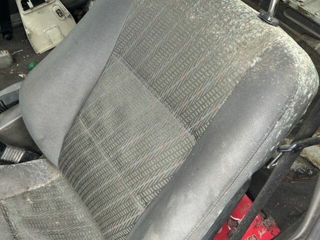 Серый Опель Омега, объемом двигателя 2 л и пробегом 321 тыс. км за 333 $, фото 23 на Automoto.ua