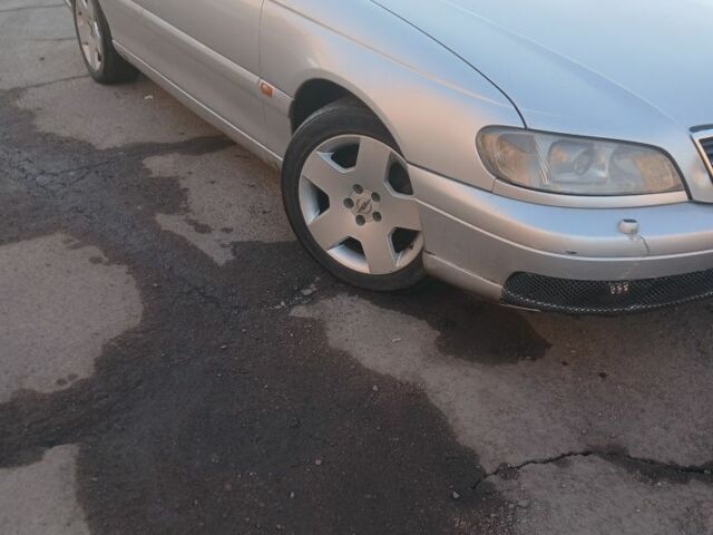 Сірий Опель Омега, об'ємом двигуна 2.5 л та пробігом 500 тис. км за 2700 $, фото 1 на Automoto.ua