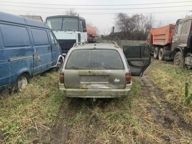 Сірий Опель Омега, об'ємом двигуна 1.6 л та пробігом 333 тис. км за 333 $, фото 7 на Automoto.ua