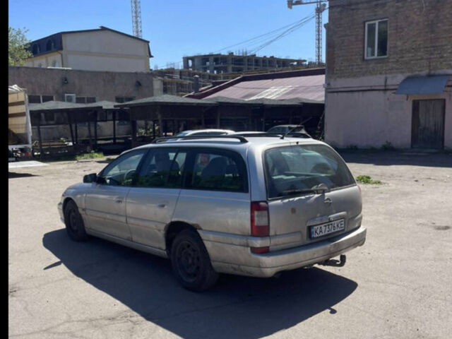 Сірий Опель Омега, об'ємом двигуна 2 л та пробігом 330 тис. км за 2750 $, фото 5 на Automoto.ua
