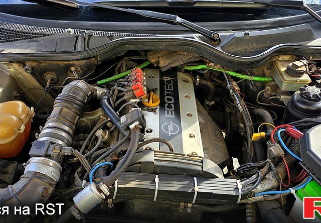 Сірий Опель Омега, об'ємом двигуна 2.2 л та пробігом 270 тис. км за 5200 $, фото 3 на Automoto.ua