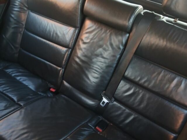 Сірий Опель Омега, об'ємом двигуна 2.5 л та пробігом 500 тис. км за 2700 $, фото 6 на Automoto.ua