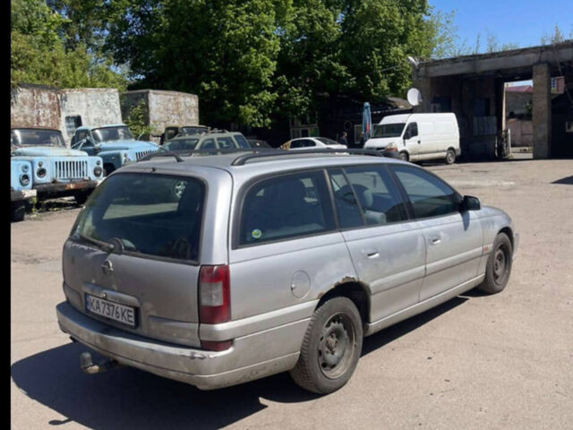 Сірий Опель Омега, об'ємом двигуна 2 л та пробігом 330 тис. км за 2750 $, фото 1 на Automoto.ua