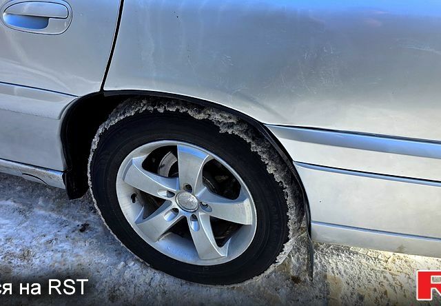 Сірий Опель Омега, об'ємом двигуна 2.2 л та пробігом 270 тис. км за 5200 $, фото 9 на Automoto.ua