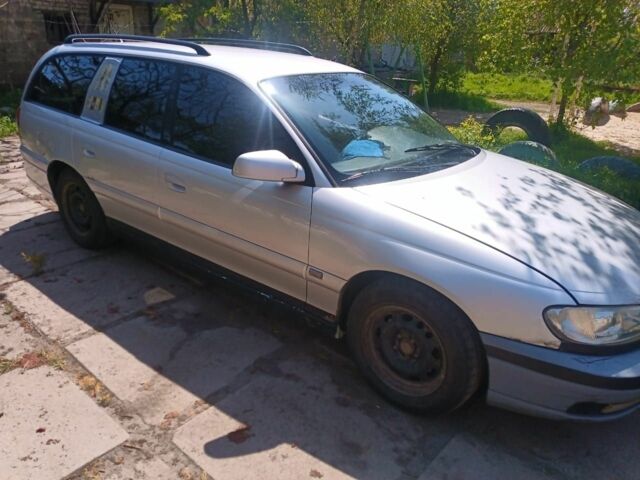 Сірий Опель Омега, об'ємом двигуна 2 л та пробігом 300 тис. км за 1500 $, фото 3 на Automoto.ua