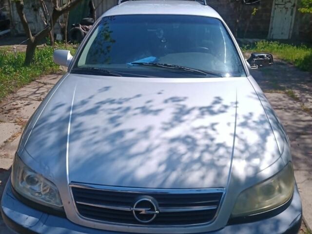 Сірий Опель Омега, об'ємом двигуна 2 л та пробігом 300 тис. км за 1500 $, фото 2 на Automoto.ua