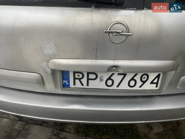 Серый Опель Омега, объемом двигателя 2.2 л и пробегом 302 тыс. км за 2499 $, фото 7 на Automoto.ua