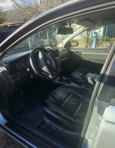 Серый Опель Омега, объемом двигателя 2.5 л и пробегом 330 тыс. км за 3500 $, фото 16 на Automoto.ua