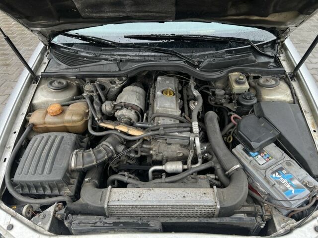 Серый Опель Омега, объемом двигателя 2.2 л и пробегом 384 тыс. км за 2450 $, фото 6 на Automoto.ua