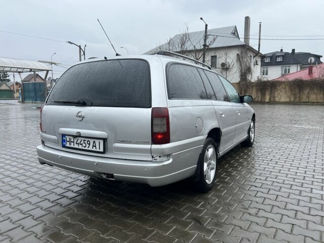 Серый Опель Омега, объемом двигателя 2.2 л и пробегом 384 тыс. км за 2450 $, фото 2 на Automoto.ua