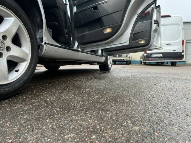 Серый Опель Омега, объемом двигателя 2.2 л и пробегом 384 тыс. км за 2450 $, фото 11 на Automoto.ua