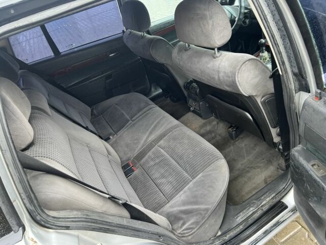 Серый Опель Омега, объемом двигателя 2.2 л и пробегом 384 тыс. км за 2450 $, фото 7 на Automoto.ua