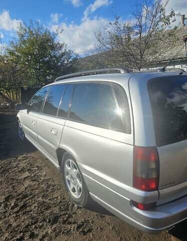 Серый Опель Омега, объемом двигателя 2.5 л и пробегом 330 тыс. км за 3500 $, фото 14 на Automoto.ua