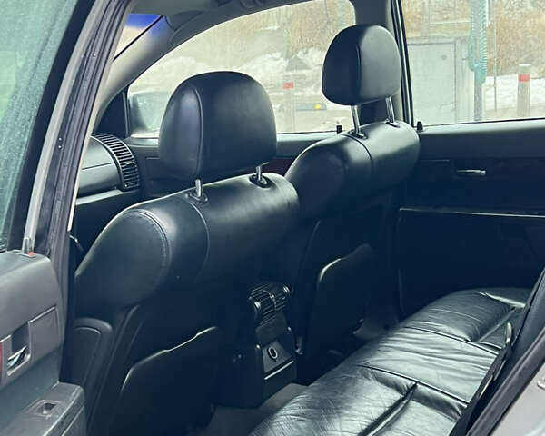 Серый Опель Омега, объемом двигателя 2.5 л и пробегом 361 тыс. км за 2850 $, фото 15 на Automoto.ua