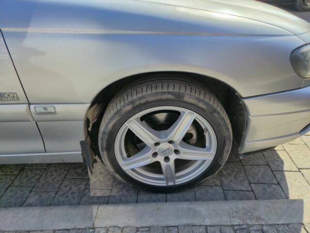 Сірий Опель Омега, об'ємом двигуна 2.5 л та пробігом 320 тис. км за 3700 $, фото 14 на Automoto.ua