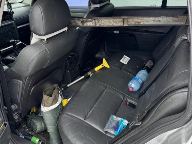 Серый Опель Омега, объемом двигателя 2.5 л и пробегом 2 тыс. км за 1000 $, фото 5 на Automoto.ua