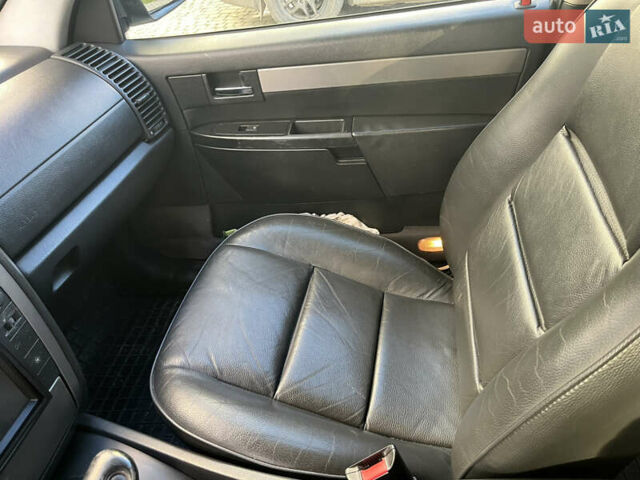 Серый Опель Омега, объемом двигателя 2.5 л и пробегом 287 тыс. км за 3700 $, фото 39 на Automoto.ua