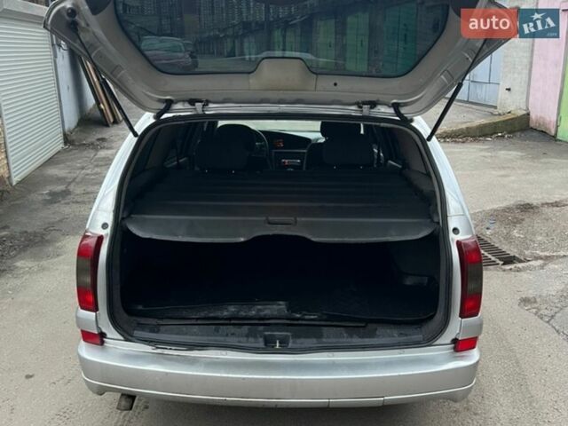 Серый Опель Омега, объемом двигателя 2.5 л и пробегом 451 тыс. км за 1800 $, фото 6 на Automoto.ua