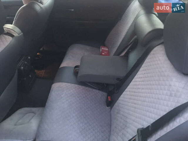 Серый Опель Омега, объемом двигателя 2.2 л и пробегом 480 тыс. км за 3700 $, фото 5 на Automoto.ua