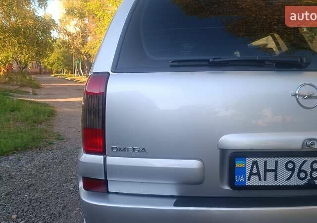 Сірий Опель Омега, об'ємом двигуна 0 л та пробігом 272 тис. км за 5500 $, фото 26 на Automoto.ua