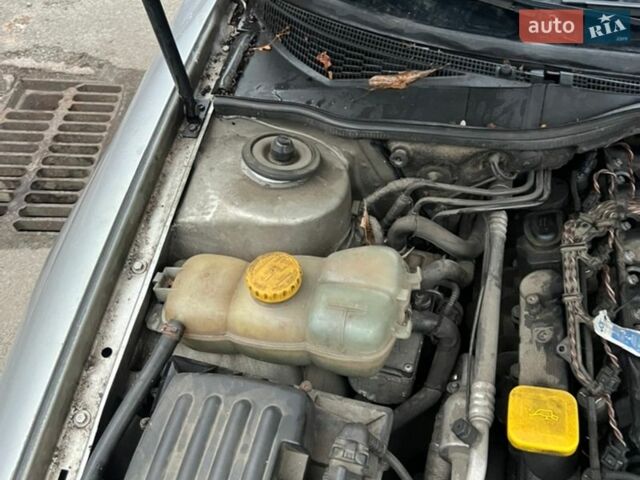 Серый Опель Омега, объемом двигателя 2.5 л и пробегом 451 тыс. км за 1800 $, фото 11 на Automoto.ua
