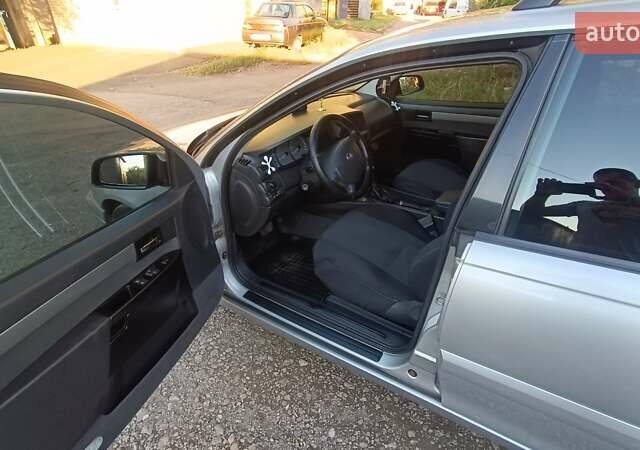 Сірий Опель Омега, об'ємом двигуна 0 л та пробігом 272 тис. км за 5500 $, фото 8 на Automoto.ua