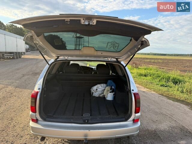 Сірий Опель Омега, об'ємом двигуна 2.5 л та пробігом 282 тис. км за 2200 $, фото 12 на Automoto.ua