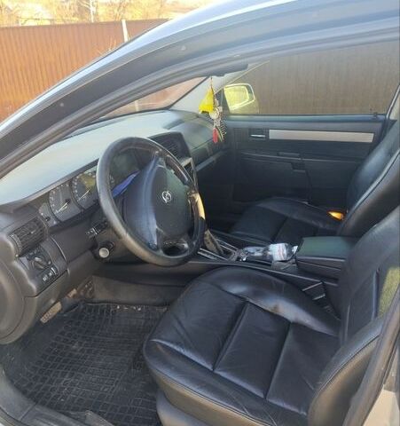 Сірий Опель Омега, об'ємом двигуна 2.5 л та пробігом 350 тис. км за 4600 $, фото 8 на Automoto.ua