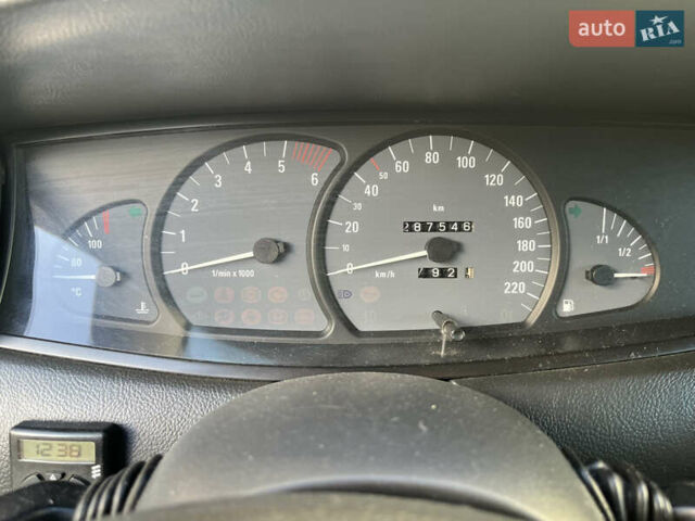 Серый Опель Омега, объемом двигателя 2.5 л и пробегом 287 тыс. км за 3700 $, фото 34 на Automoto.ua