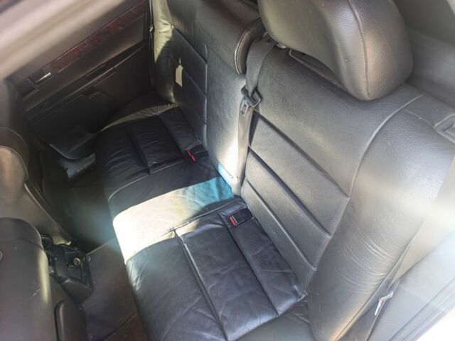 Сірий Опель Омега, об'ємом двигуна 2 л та пробігом 302 тис. км за 1600 $, фото 5 на Automoto.ua