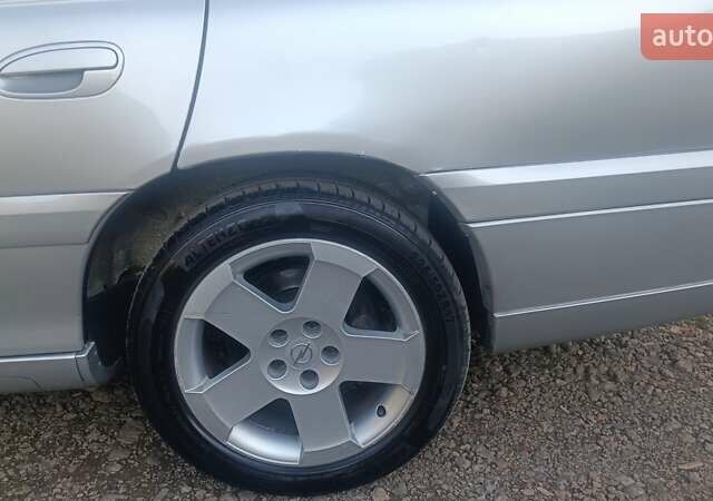 Сірий Опель Омега, об'ємом двигуна 0 л та пробігом 272 тис. км за 5500 $, фото 24 на Automoto.ua