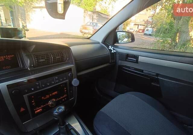 Сірий Опель Омега, об'ємом двигуна 0 л та пробігом 272 тис. км за 5500 $, фото 16 на Automoto.ua